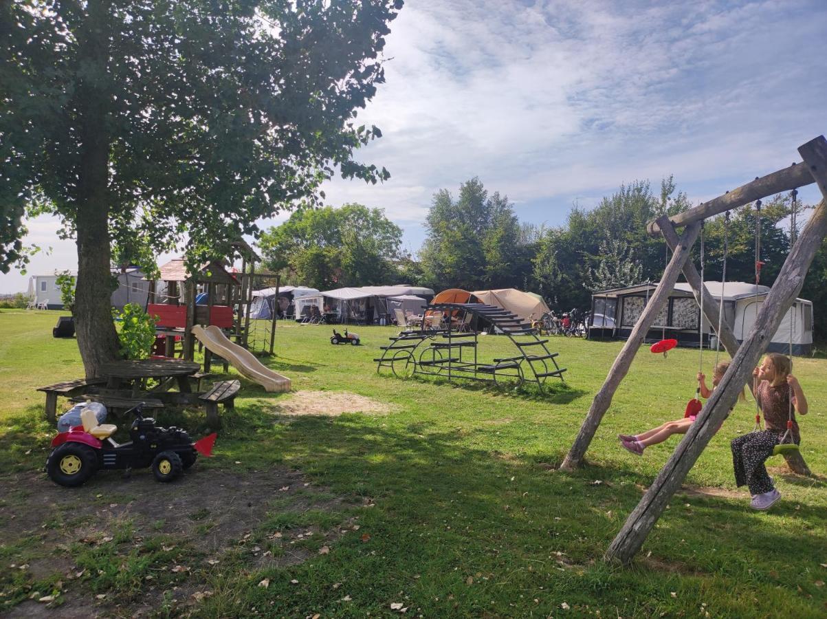 Chalet Weizicht Op Minicamping Hoogelande Grijpskerke Kültér fotó