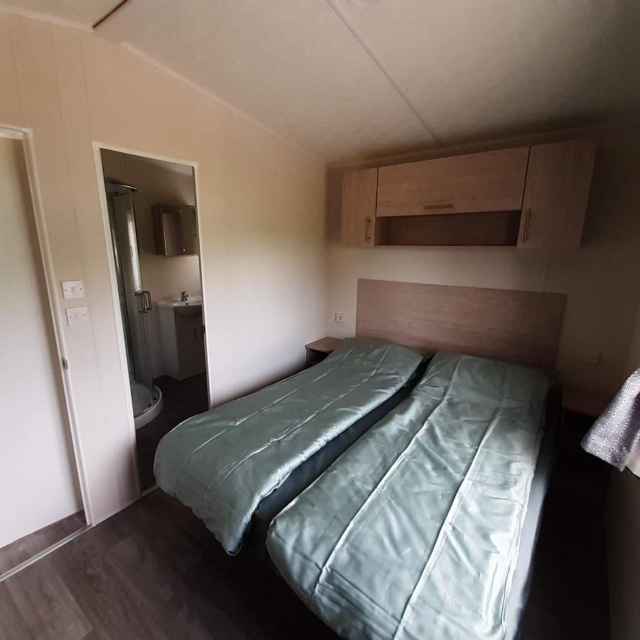 Chalet Weizicht Op Minicamping Hoogelande Grijpskerke Kültér fotó
