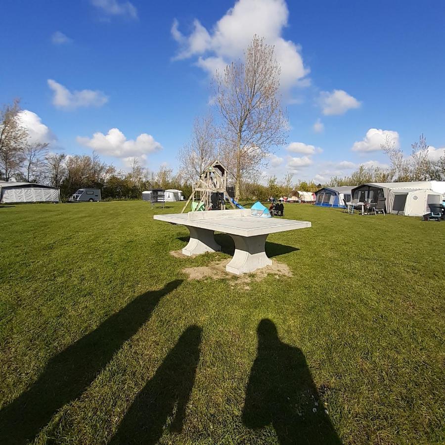 Chalet Weizicht Op Minicamping Hoogelande Grijpskerke Kültér fotó