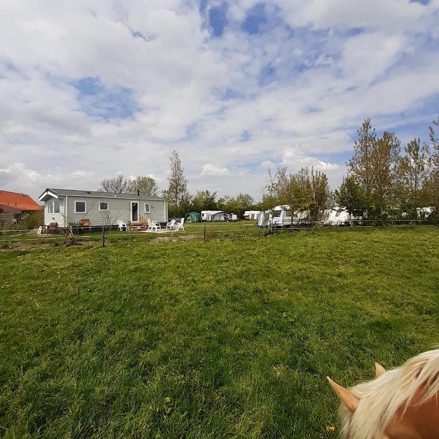 Chalet Weizicht Op Minicamping Hoogelande Grijpskerke Kültér fotó